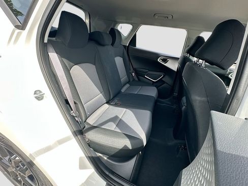 Certified 2022 Kia Soul LX w/ Technology Package FWD image 24