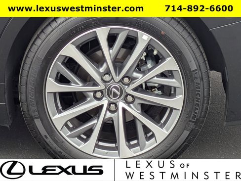 Certified 2025 Lexus ES 350 image 13