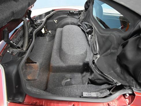 Used 2009 Saturn Sky Ruby Red image 26