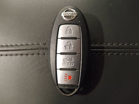 Used 2023 Nissan Sentra SV FWD image 32