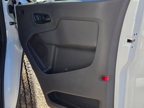 New 2026 Ford Transit 250 148 Medium Roof RWD image 4