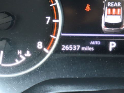 Used 2023 Nissan Rogue SV AWD/4WD image 10