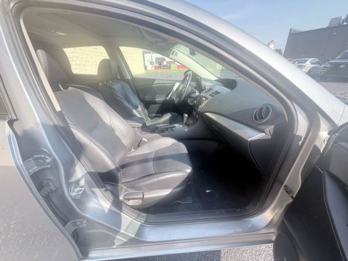 Used 2013 MAZDA MAZDA3 i Grand Touring FWD image 11