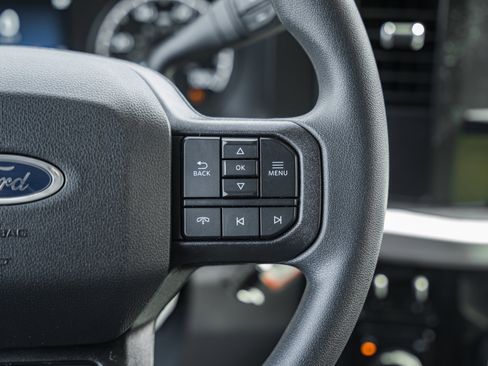 New 2026 Ford F550 4x4 Crew Cab image 40