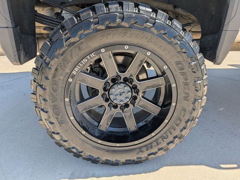 Used 2020 GMC Sierra 3500 Denali w/ Denali Ultimate Package AWD/4WD image 12