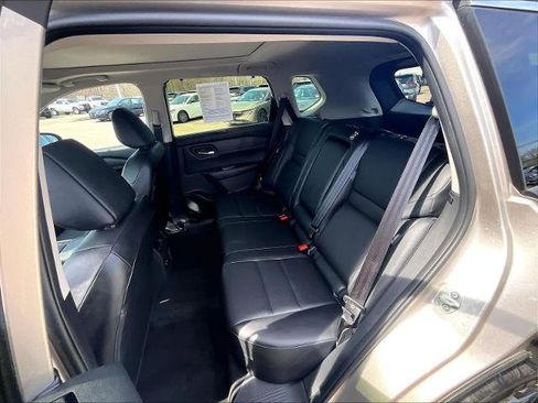 Certified 2026 Nissan Rogue SV w/ SV Premium Package image 15