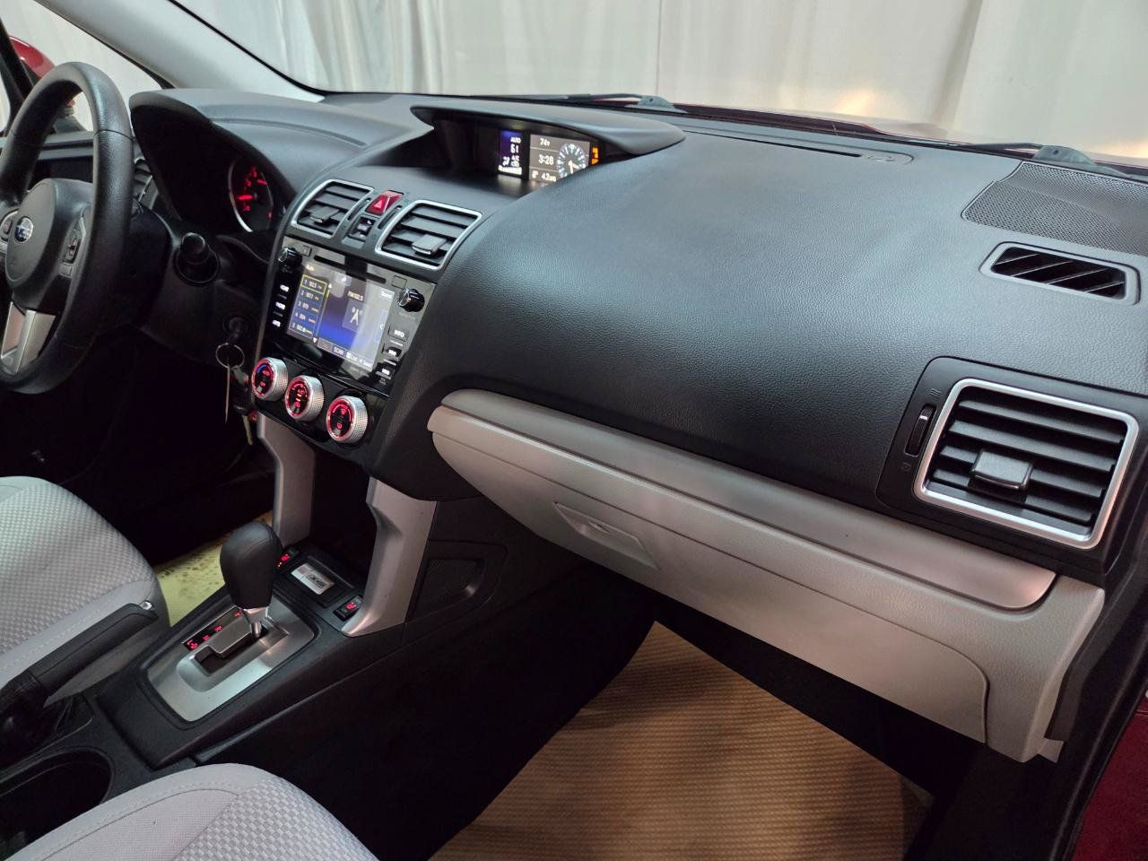 Used 2018 Subaru Forester 2.5i Premium w/ All-Weather Package AWD/4WD image 19