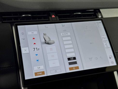 New 2026 Land Rover Discovery Sport Landmark image 16