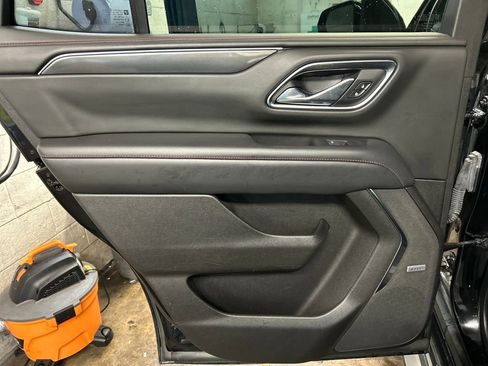 Used 2021 Chevrolet Tahoe RST w/ Luxury Package image 24