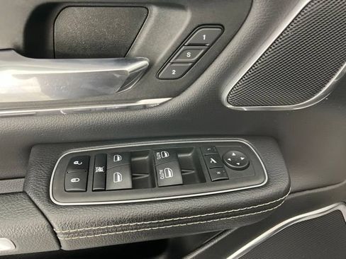 Used 2023 RAM 1500 Laramie AWD/4WD image 36