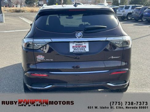 Used 2023 Buick Enclave Avenir image 6