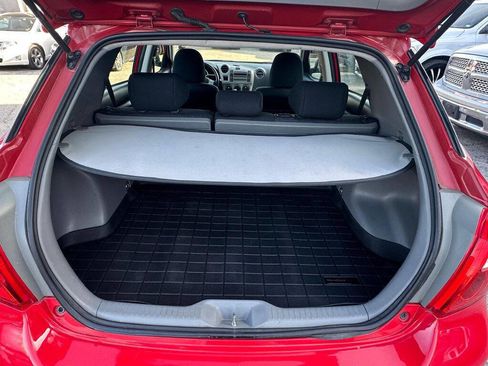 Used 2010 Toyota Matrix XRS image 22