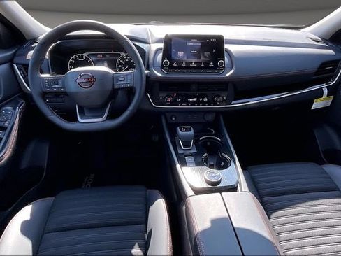 New 2026 Nissan Rogue SV AWD/4WD image 5