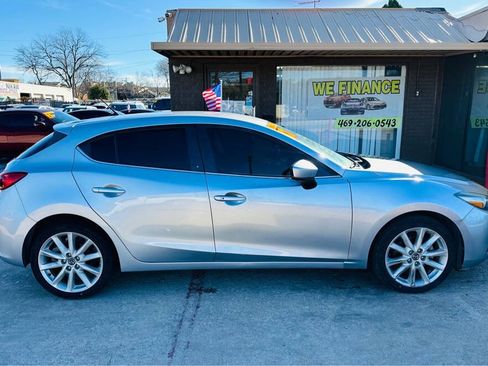 Used 2017 MAZDA MAZDA3 Touring image 6