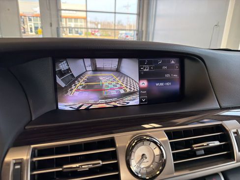 Used 2015 Lexus LS 460 AWD w/ Comfort Package image 26