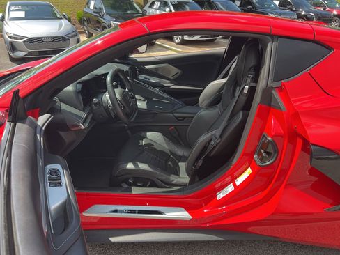 Used 2024 Chevrolet Corvette Stingray Preferred Cpe w/ Battery Protection Package RWD image 28