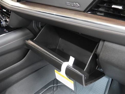 New 2026 Chevrolet Tahoe High Country w/ Sun And Tow Package AWD/4WD image 29