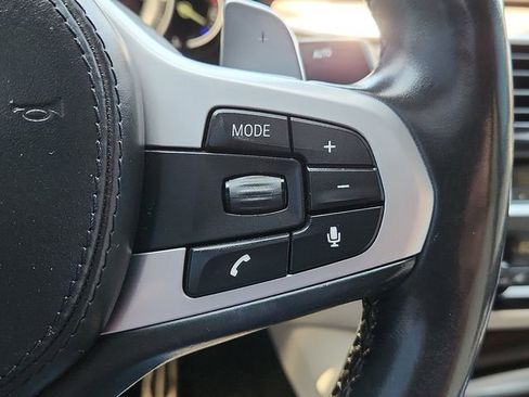 Used 2018 BMW M550i xDrive AWD/4WD image 16