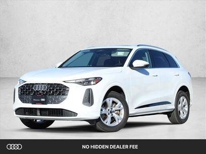 Certified 2025 Audi Q5 Premium w/ Convenience Package