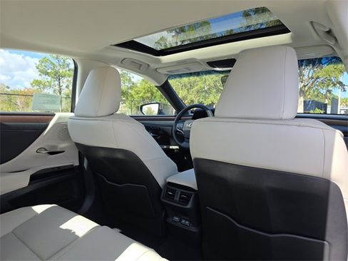 New 2025 Lexus ES 350 350 image 12