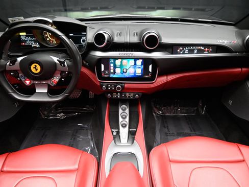 Used 2022 Ferrari Portofino M RWD image 81
