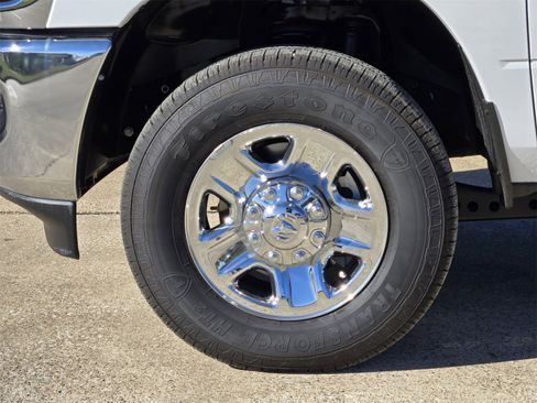 New 2025 RAM 2500 Tradesman w/ Chrome Appearance Group image 9