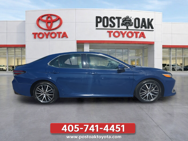 Used 2024 Toyota Camry XLE FWD image 9
