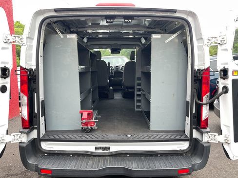 Used 2018 Ford Transit 250 130 Low Roof RWD image 14