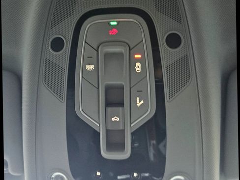 Used 2019 Audi A4 2.0T Premium w/ Convenience Package image 28