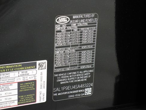 Used 2025 Land Rover Range Rover Sport SE AWD/4WD image 16
