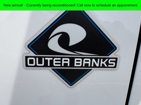Used 2025 Ford Bronco Outer Banks AWD/4WD image 8