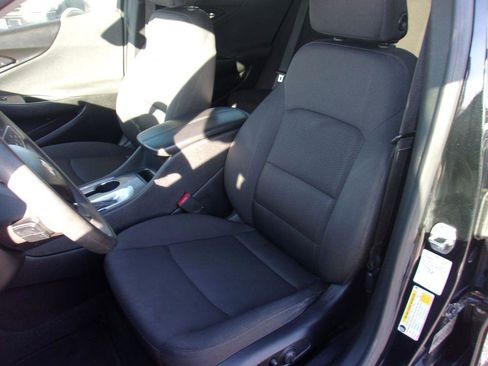 Used 2020 Chevrolet Malibu LT image 7