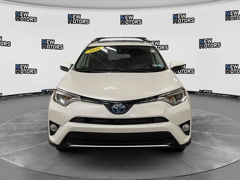 Used 2016 Toyota RAV4 Limited w/ Advanced Technology Package AWD/4WD image 8