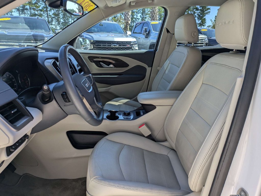 Used 2024 GMC Terrain Denali AWD/4WD image 20