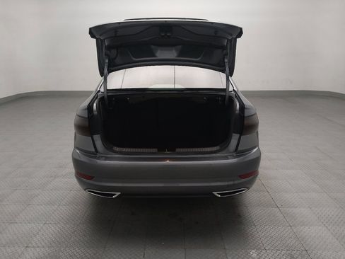 Used 2019 Volkswagen Jetta R-Line w/ R-Line Cold Weather Package image 29