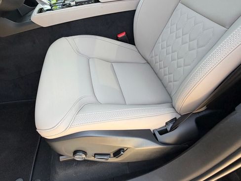 New 2026 Volvo XC90 T8 Plus w/ Protection Package AWD/4WD image 29