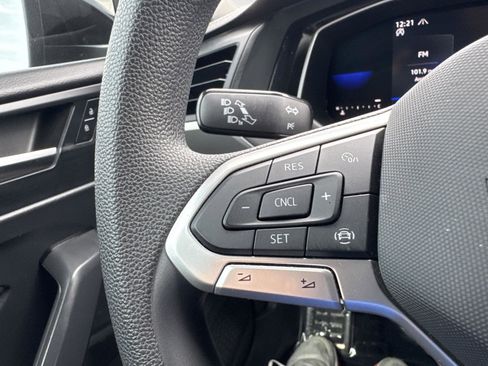 Certified 2023 Volkswagen Jetta Sport image 18