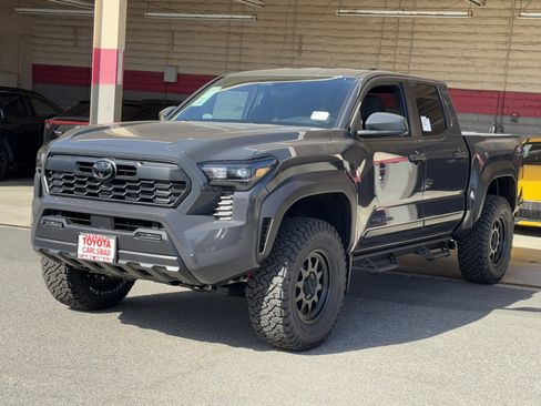 New 2025 Toyota Tacoma TRD Off-Road image 11