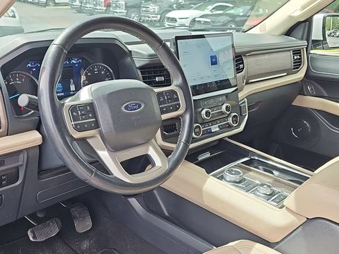 Used 2024 Ford Expedition Limited AWD/4WD image 17