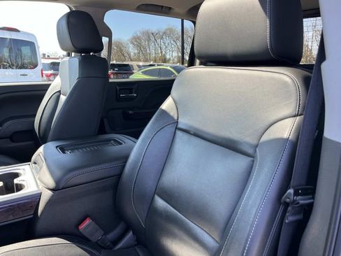 Used 2018 GMC Sierra 1500 SLT image 30