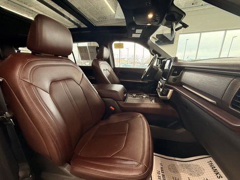 Used 2024 Ford Expedition Max Limited image 14