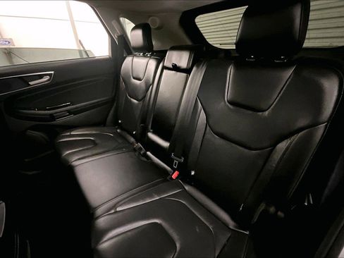 Used 2020 Ford Edge Titanium w/ Equipment Group 301A image 26