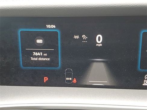 Used 2025 Volkswagen Tiguan S image 24