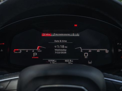 Used 2023 Audi SQ8 Prestige AWD/4WD image 17