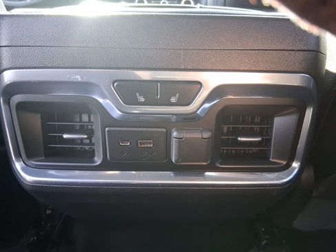 Used 2021 GMC Sierra 2500 Denali w/ Denali Ultimate Package image 19