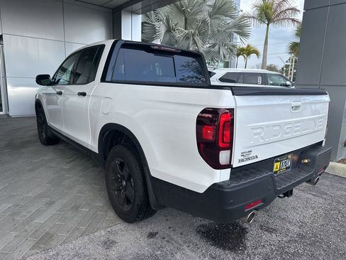 Used 2025 Honda Ridgeline Black Edition image 19