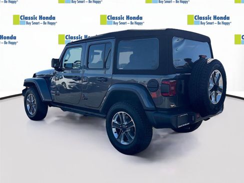 Used 2022 Jeep Wrangler Unlimited Sahara w/ LED Lighting Group image 5