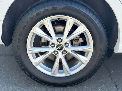 Used 2025 Audi Q3 2.0T Premium AWD/4WD image 10