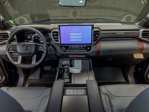 Used 2026 Toyota Sequoia Capstone image 15