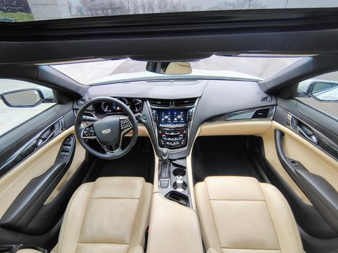 Used 2018 Cadillac CTS Luxury image 2